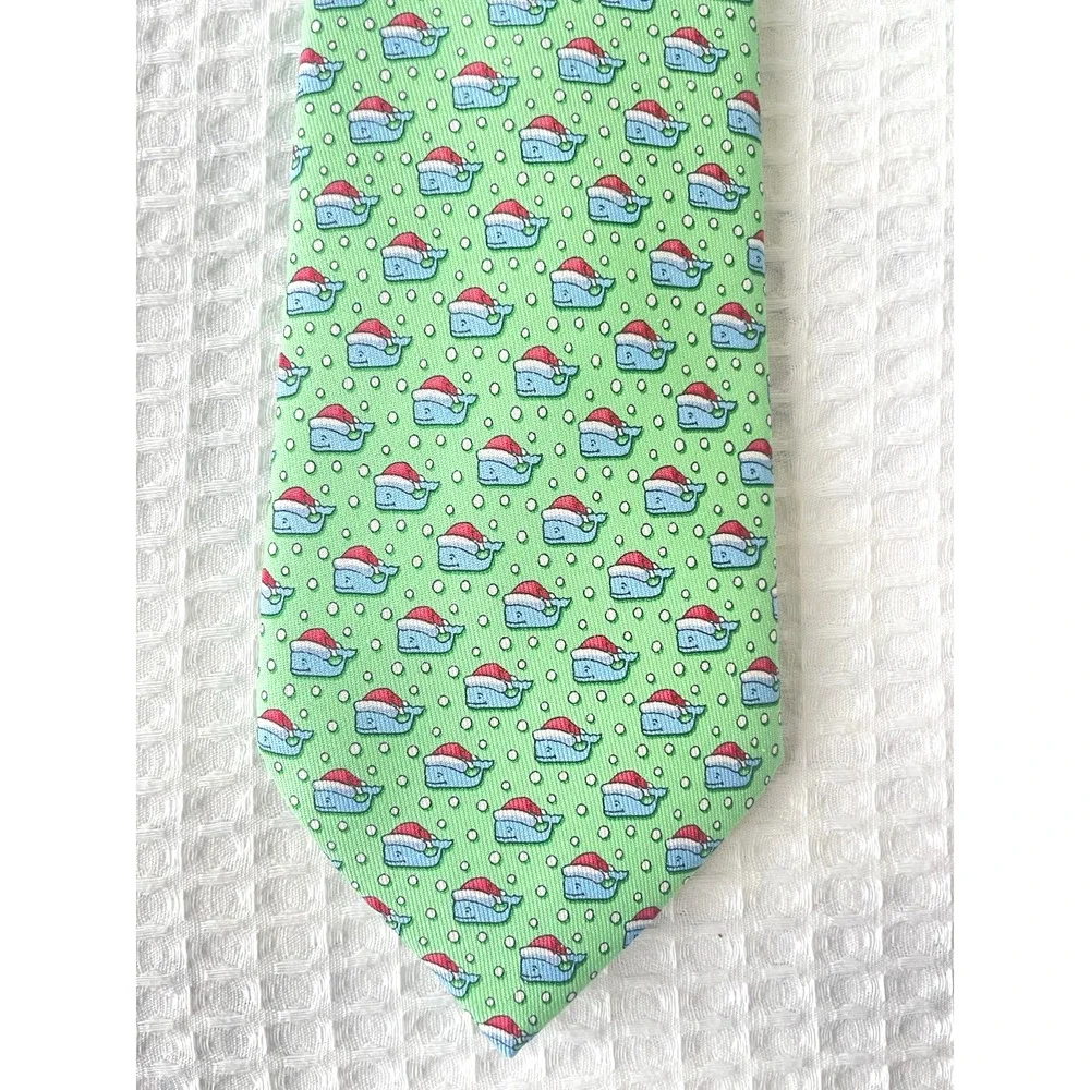 NWT Vineyard Vines Boys Tie Santa Whale 100% Silk